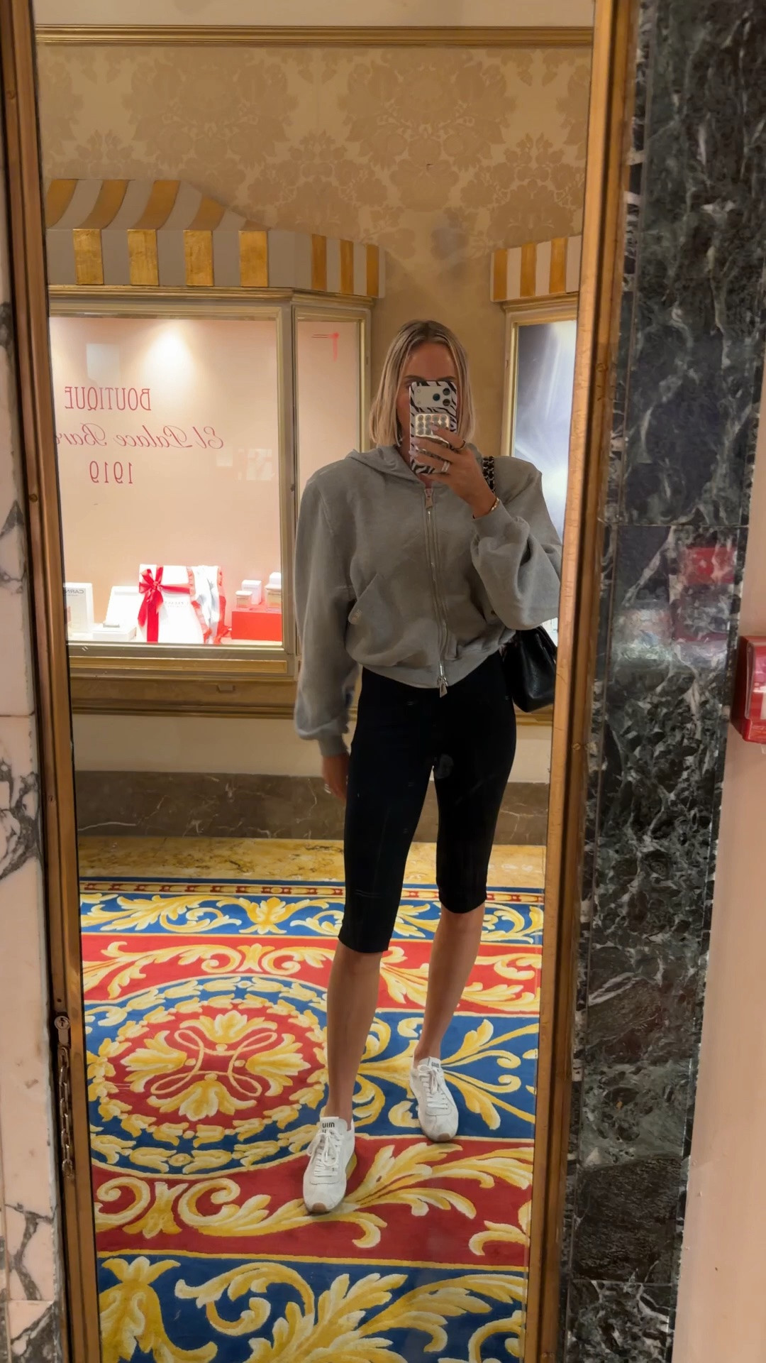 Wearing a medium in the top and a small in the capris

#LTKTall #LTKTravel #LTKootd