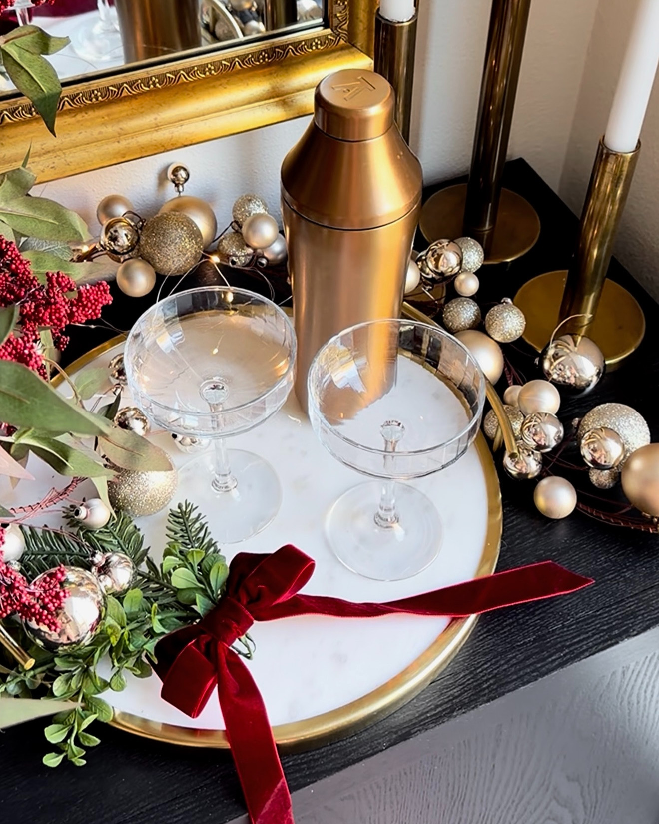 ✨ELEVATED HOLIDAY BAR SETUP✨ Bring a touch of glam to your entertaining this season with this luxe Amazon bar setup. The mix of gold accents, marble textures, and sparkling ornament garland creates a look that’s both timeless and festive. I love how the rich velvet bow adds that perfect finishing touch — effortlessly chic and ready for holiday hosting.

#Amazon #TheHillaryStyle #HolidayEntertaining #HomeBarDecor #LuxuryForLess #HolidayHomeDecor #ModernHolidayStyle #FestiveInteriors #DesignerInspired #NeutralHolidayDecor #CozyHomeVibes #TimelessDesign #BarCartInspo #SeasonalStyling #ElevatedEntertaining 

 #LTKSeasonal #LTKOver40 #LTKStyleTip