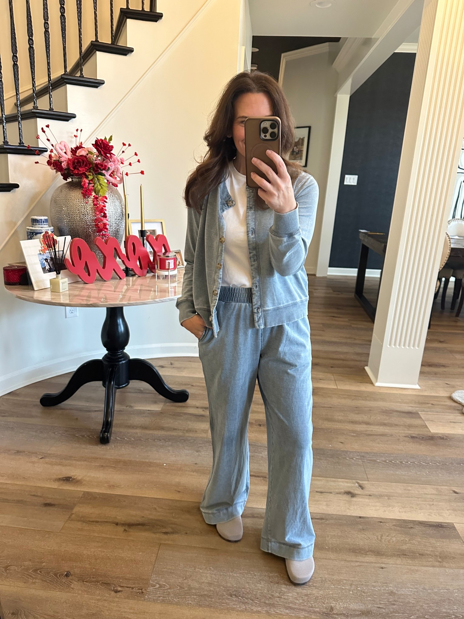 Casual girls night out outfitts