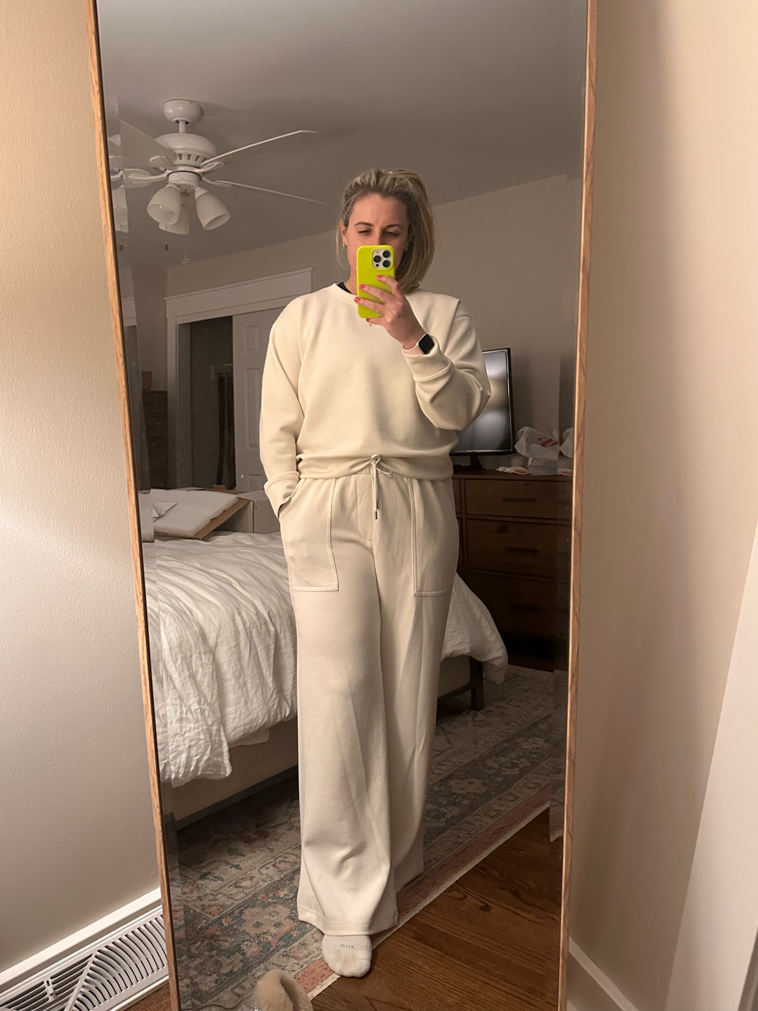 A lulu softstreme dupe sweatshirt that wins for $25!

Def size down in the pants! I’m wearing a medium in both.