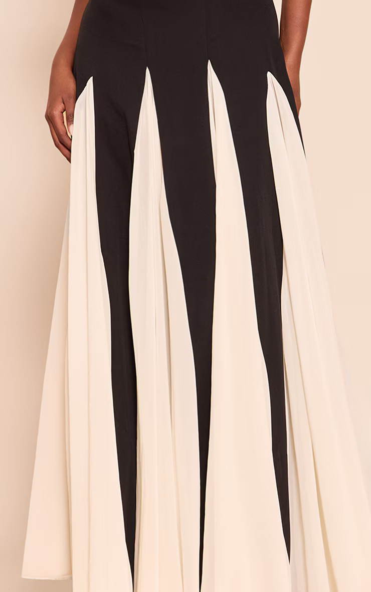 Black Contrast Strappy Maxi Dress | Dresses | PrettyLittleThing US