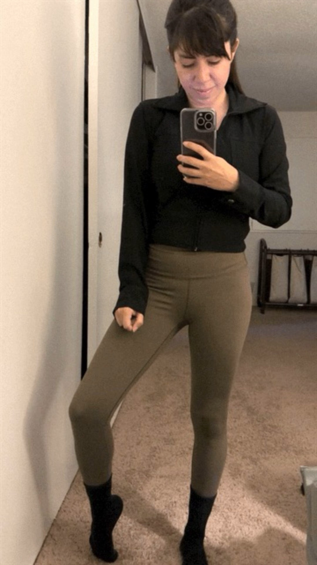 Cold rainy day but still getting some yoga stretch done. My yoga grip socks are a must have to keep my feet warm. 



#LTKfitnessgoals #LTKActive #LTKdayinmylife