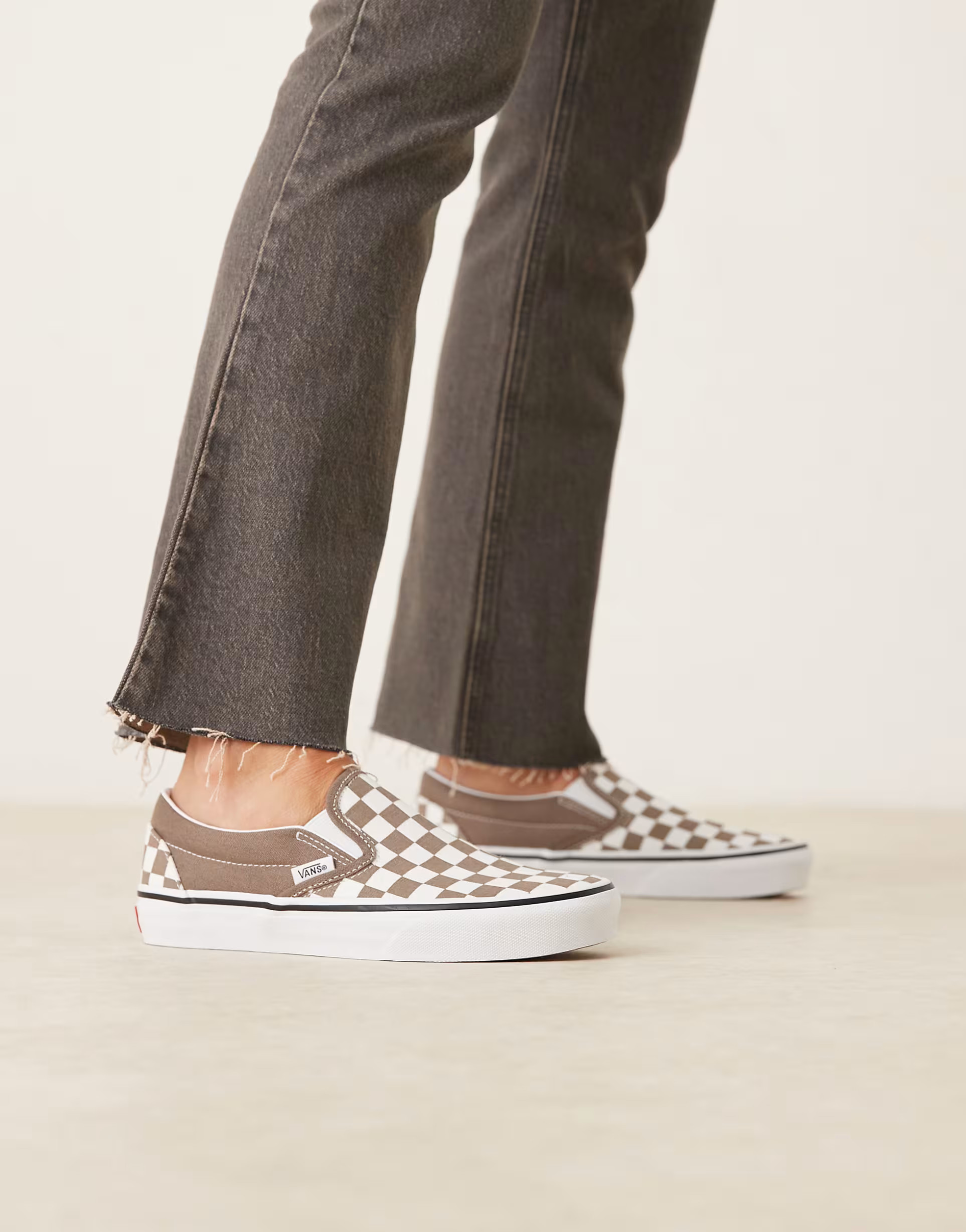 Vans Classic Slip-On trainers in taupe and white checkerboard | ASOS (Global)