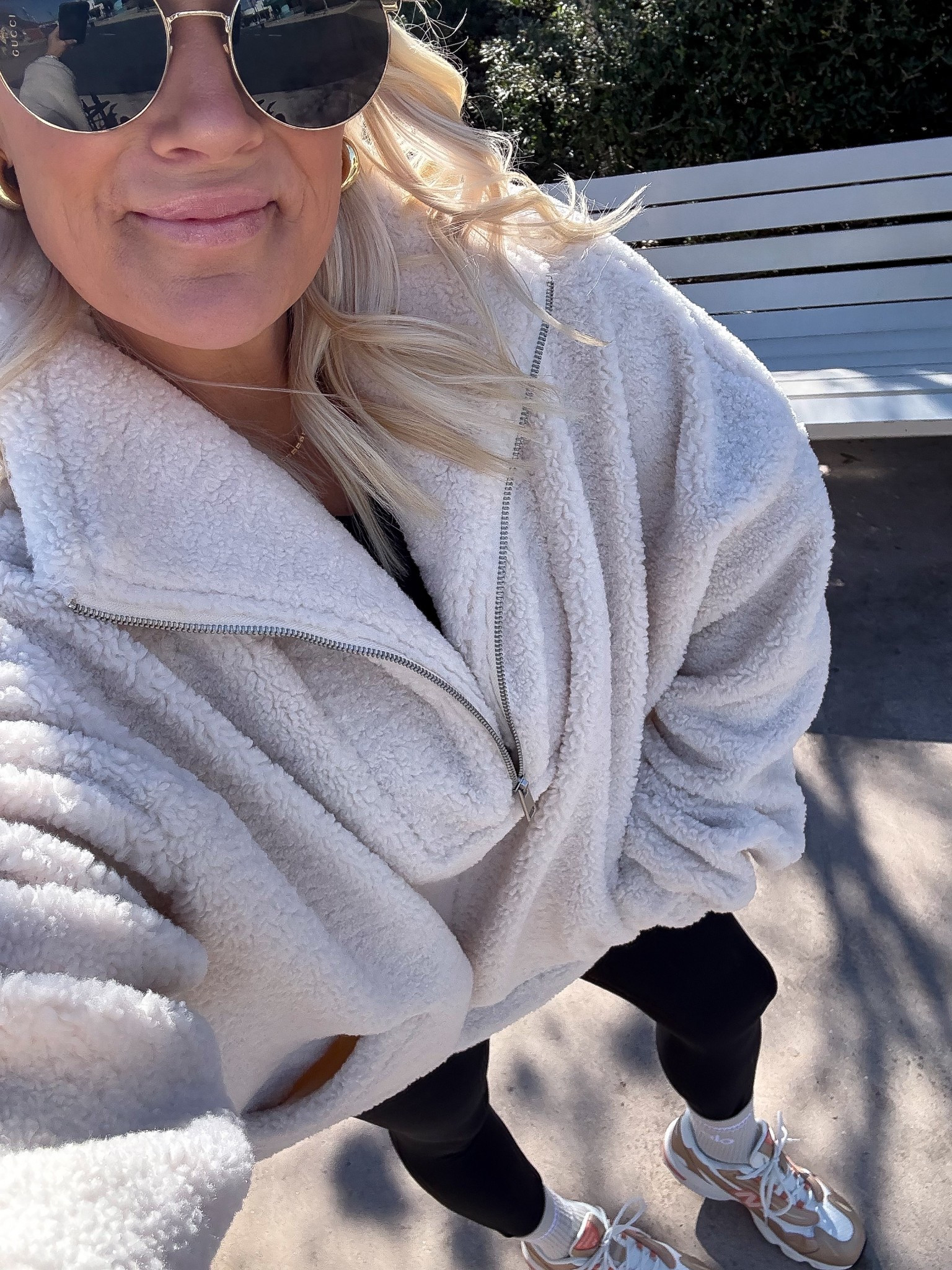 The coziest and warmest Sherpa pullover - size large 