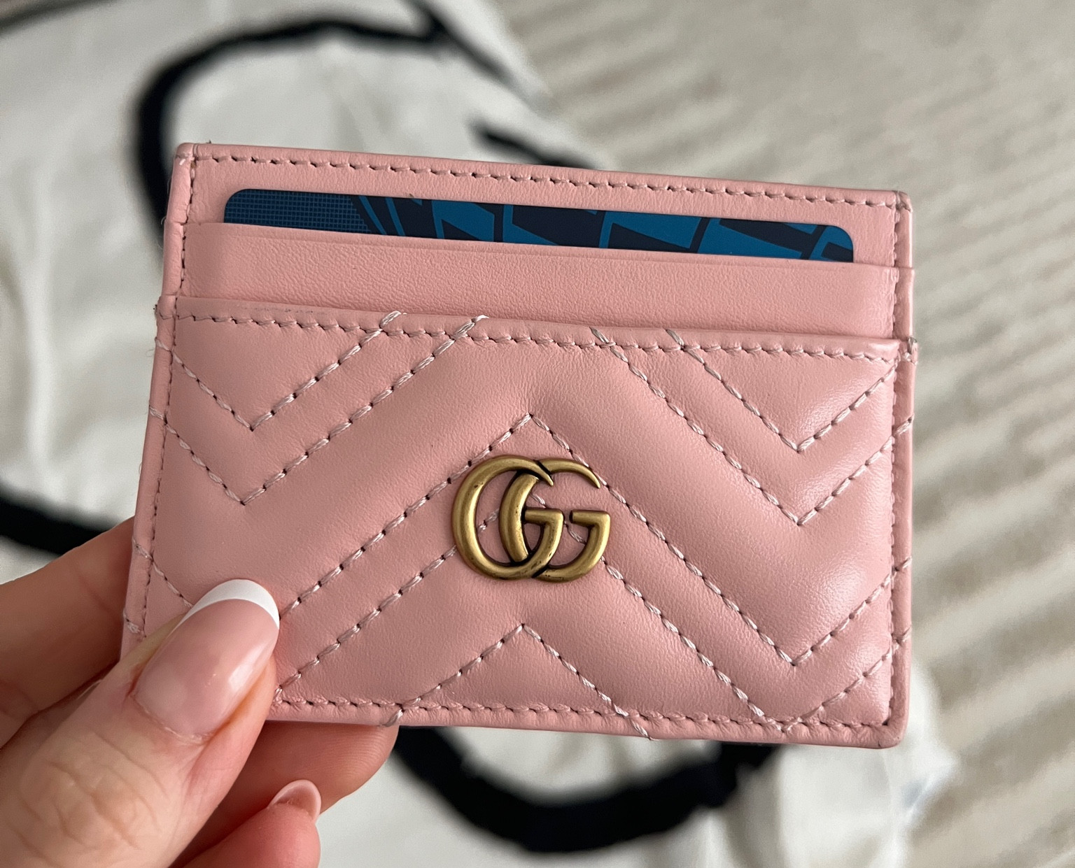 I’ve been using this card holder everyday since June! So cute & good quality. 5 slots in total