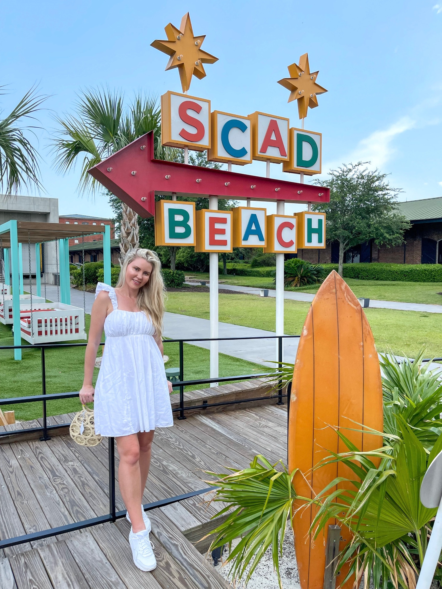Love the puff strap and pockets on this dress!

Summer dress, Abercrombie, white dress, white sneakers 

#LTKSeasonal #LTKstyletip #LTKunder100