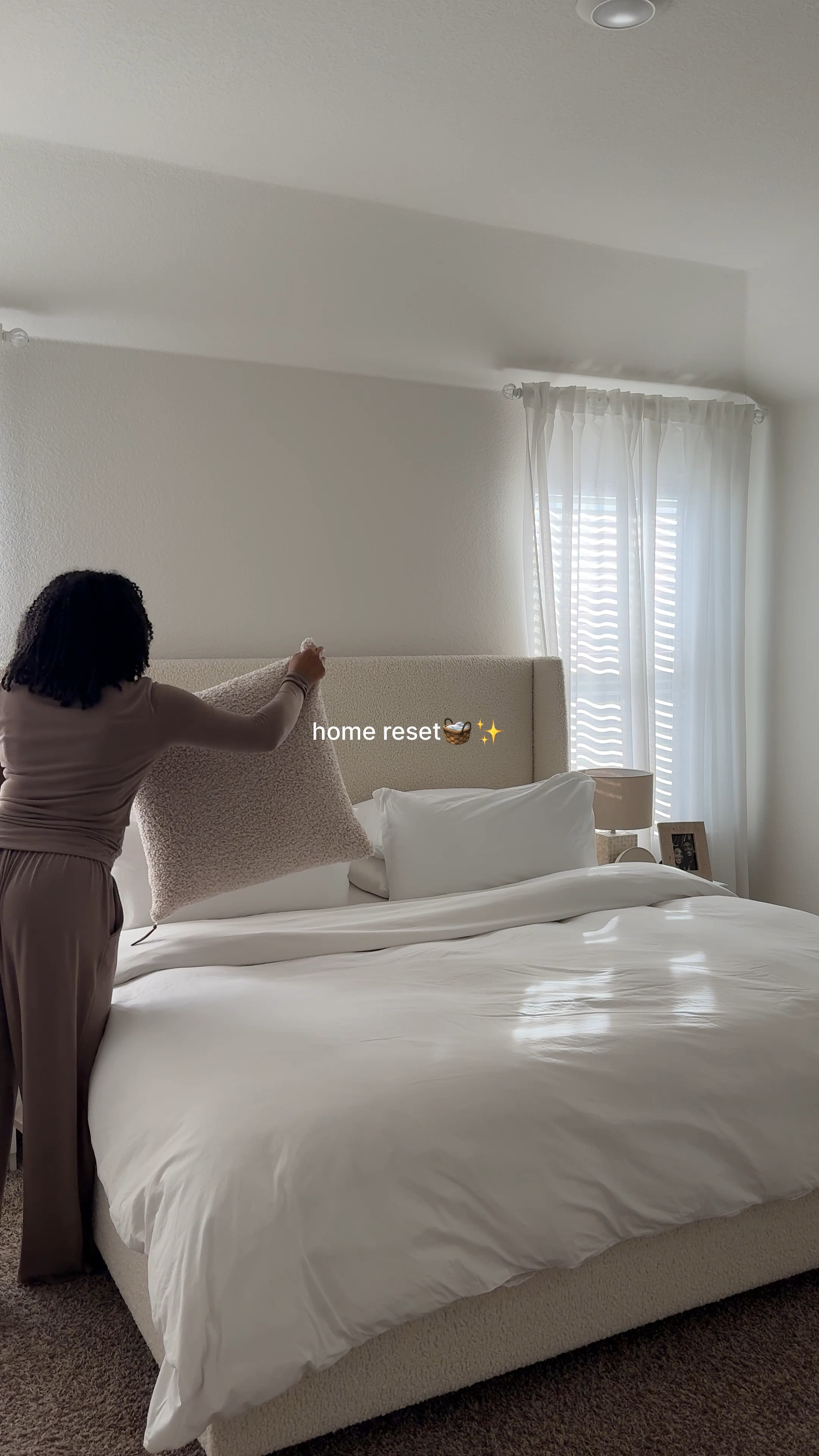 home reset🧺✨

#LTKHome #LTKSeasonal
