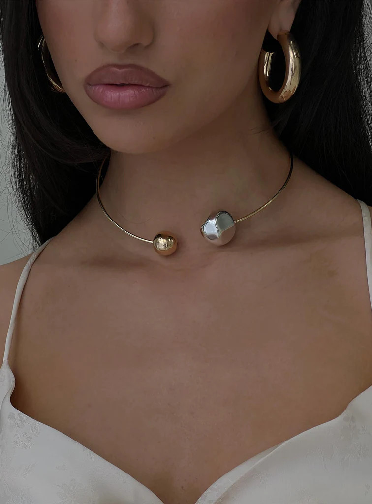 Franci Neck Cuff Gold | Princess Polly US
