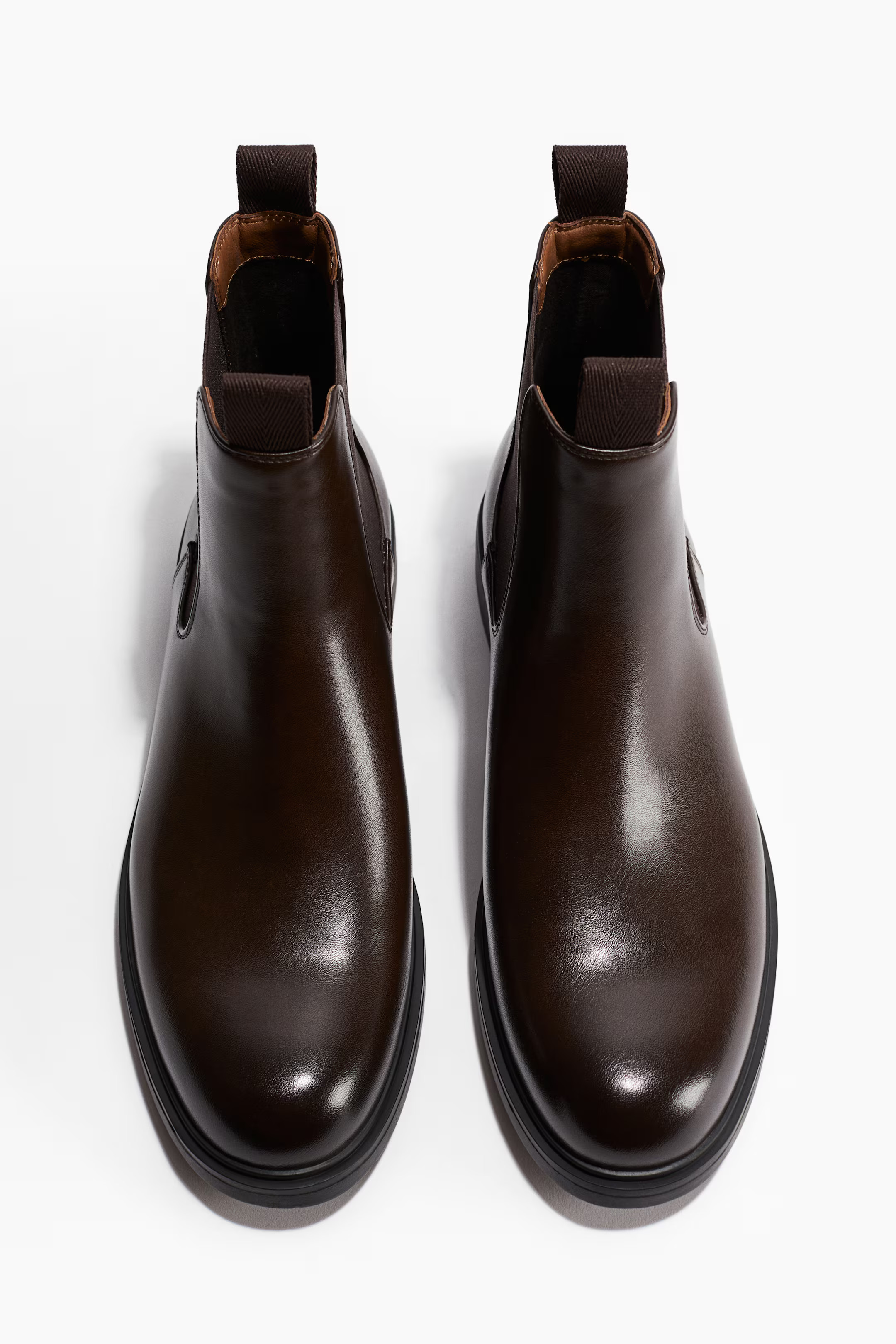 Chelsea boots | H&M (UK, MY, IN, SG, PH, TW, HK)