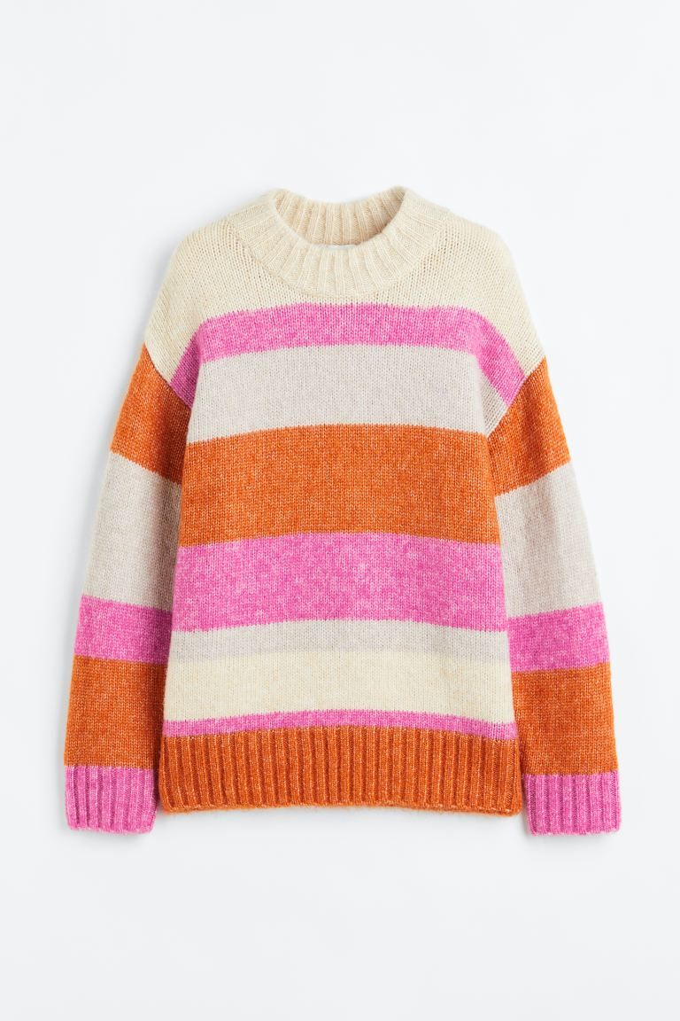 MAMA Sweater | H&M (US + CA)