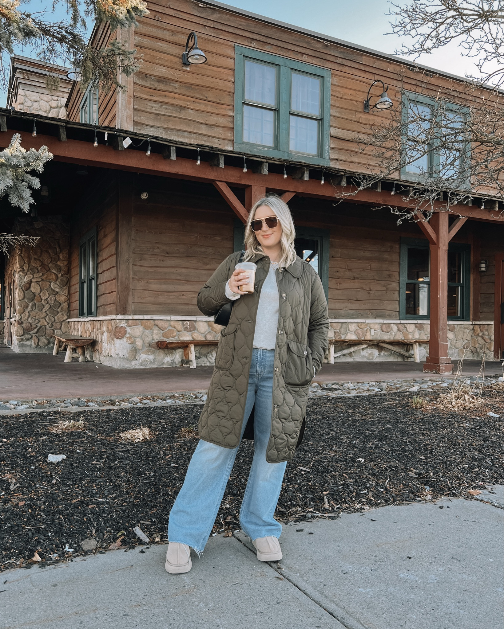 Midsize fall to winter outfit from Old Navy - wearing my usual size L in the long quilted barn jacket & the sweatshirt. Baggy jeans are TTS, wearing 14. This exact wash is old, but I linked this year’s version! Ugg tazz platforms are so comfy, I’m usually a 9.5-10 in shoes and wear a 10 in these!


#LTKsale #LTKmidsize #LTKwinter