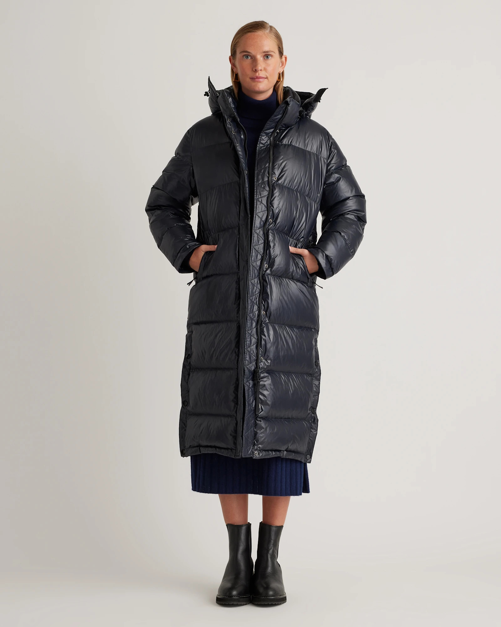 Quince | Women's Responsible Down Long Puffer Jacket in Black, Size Small, Recycled Polyester | Quince
