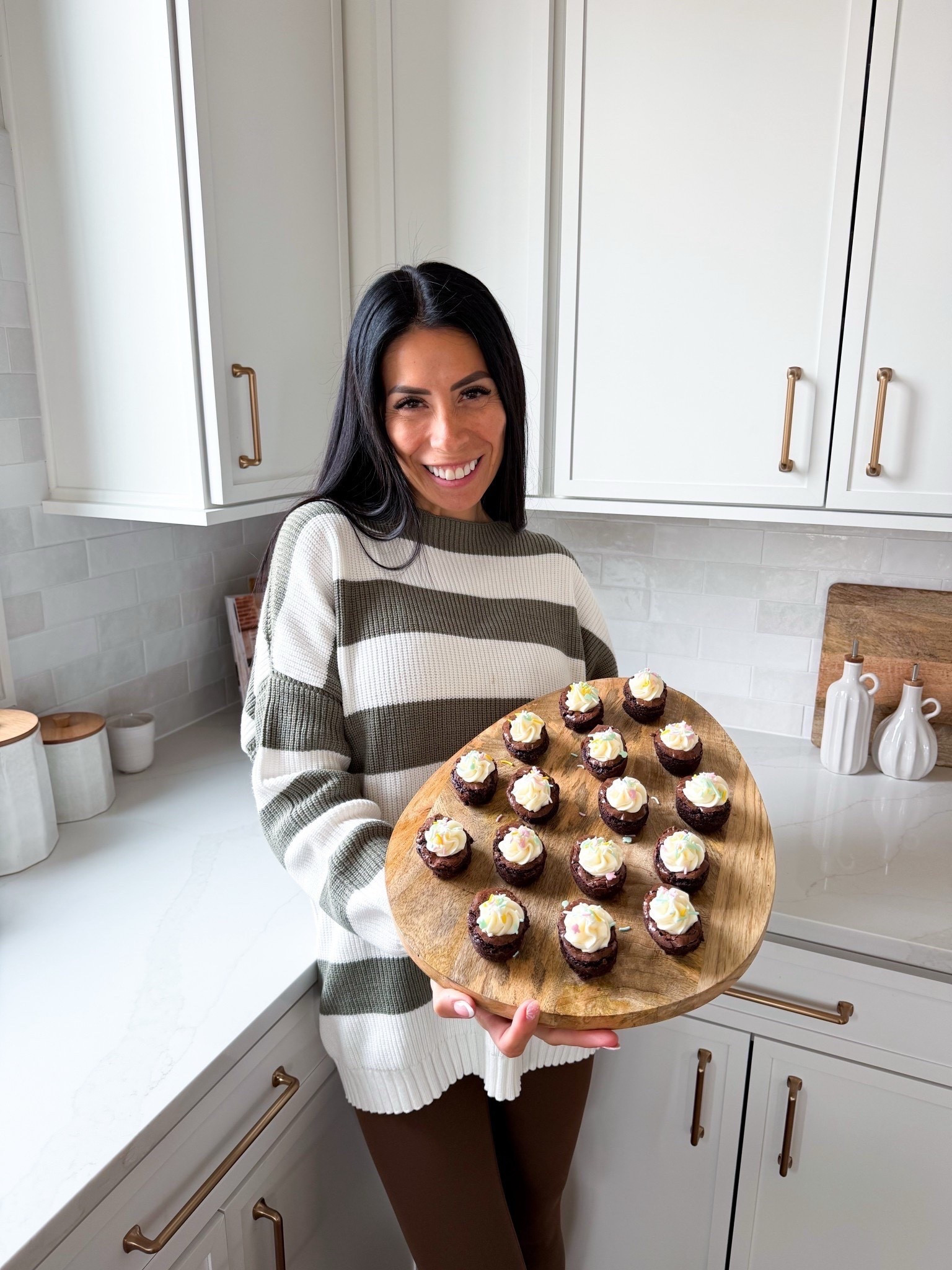 You need to make these super easy Deviled Brownies for Easter. Super cute and delish!

Ingredients 
• 1 box of Ghirardelli brownie mix. I used a fudgie one 
• 1 white vanilla frosting 
• Easter Sprinkles 
• egg mold (linked here) 

Make the brownie mix per box instructions and add batter to each hole of the egg mold, filling almost to the border and bake per box instructions or until toothpick inserted in the middle comes out clean. Remove and quickly press down the center forming the vanity of the deviled egg. Let it cool off before removing from mold. Using a pastry bag or even Ziploc, add frosting to the middle, top with Easter sprinkles and enjoy! 



Easter recipes, dessert, bunny, brownies, spring, baking, cooking, Carla.bushey


#LTKHome #LTKfoodie