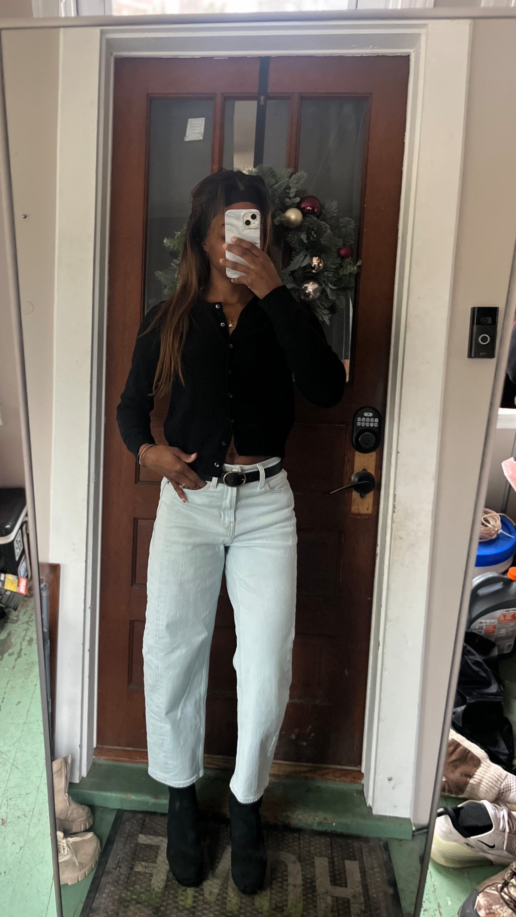 Cardigan x Barrel jeans 🖤

#LTKmomlife #LTKootd