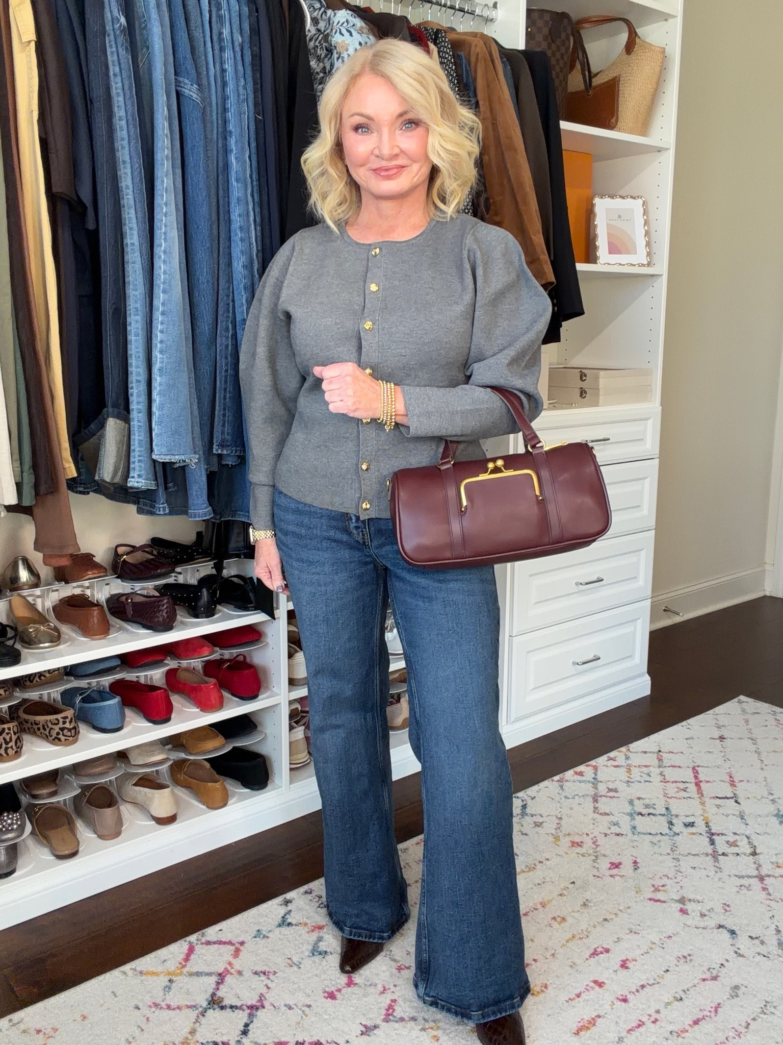 Flare & bootcut jeans are back! But these aren’t your old Y2K jeans. They’re more relaxed through the thigh and gently flare out. So easy to wear and flattering on every figure! And can you believe this look is from Walmart??

Fall outfits women over 50
Denim trends
How to style jeans
Jeans outfit
Walmart fall fashion

#LTKootd #LTKOver40 #LTKPetite