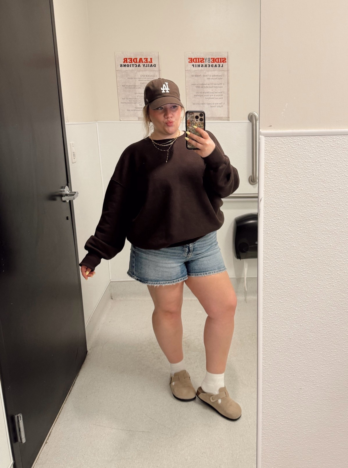 cozy cool girl outfit 

#LTKootd #LTKMidsize #LTKxAerie