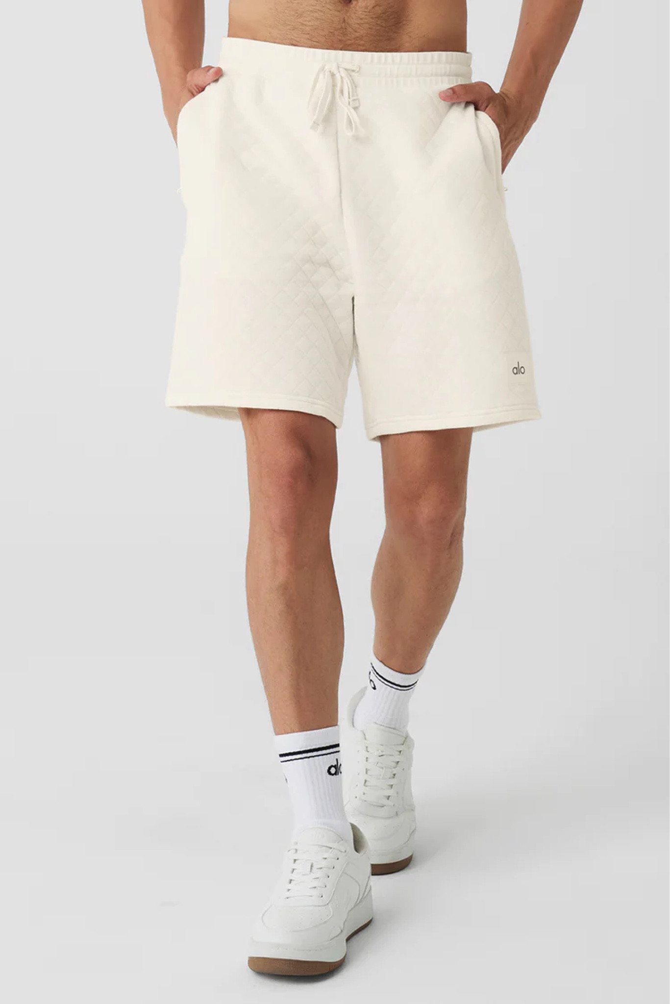 Alo Shorts Off White

#LTKFind #LTKtravel #LTKSeasonal