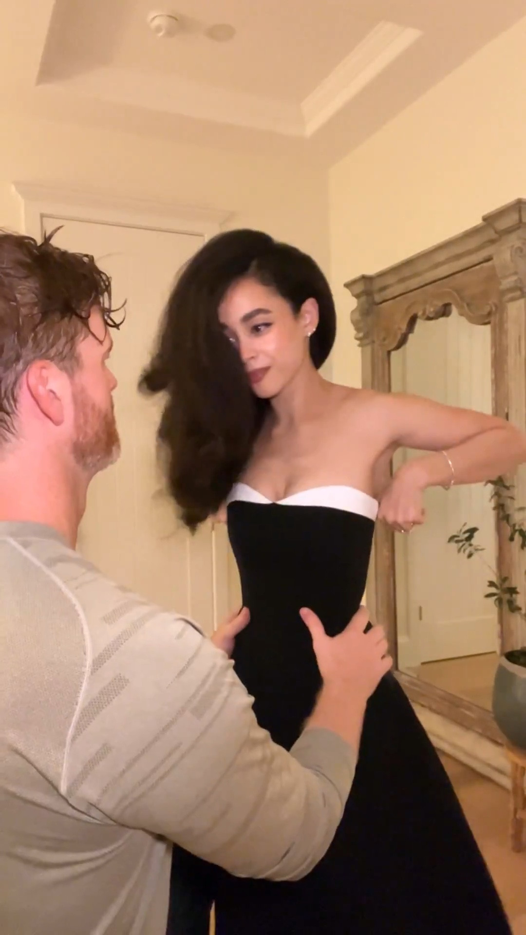 Holiday party season 🥂🎊

#LTKHoliday #LTKParties #LTKSeasonal