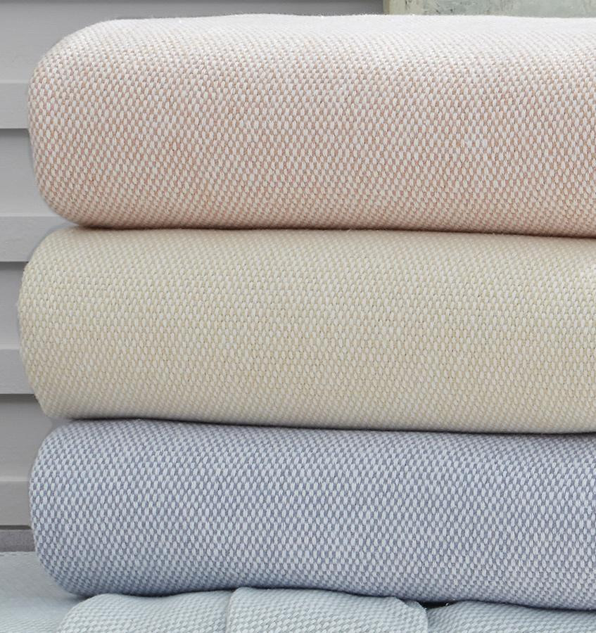 Terzo Throw | SFERRA Fine Linens