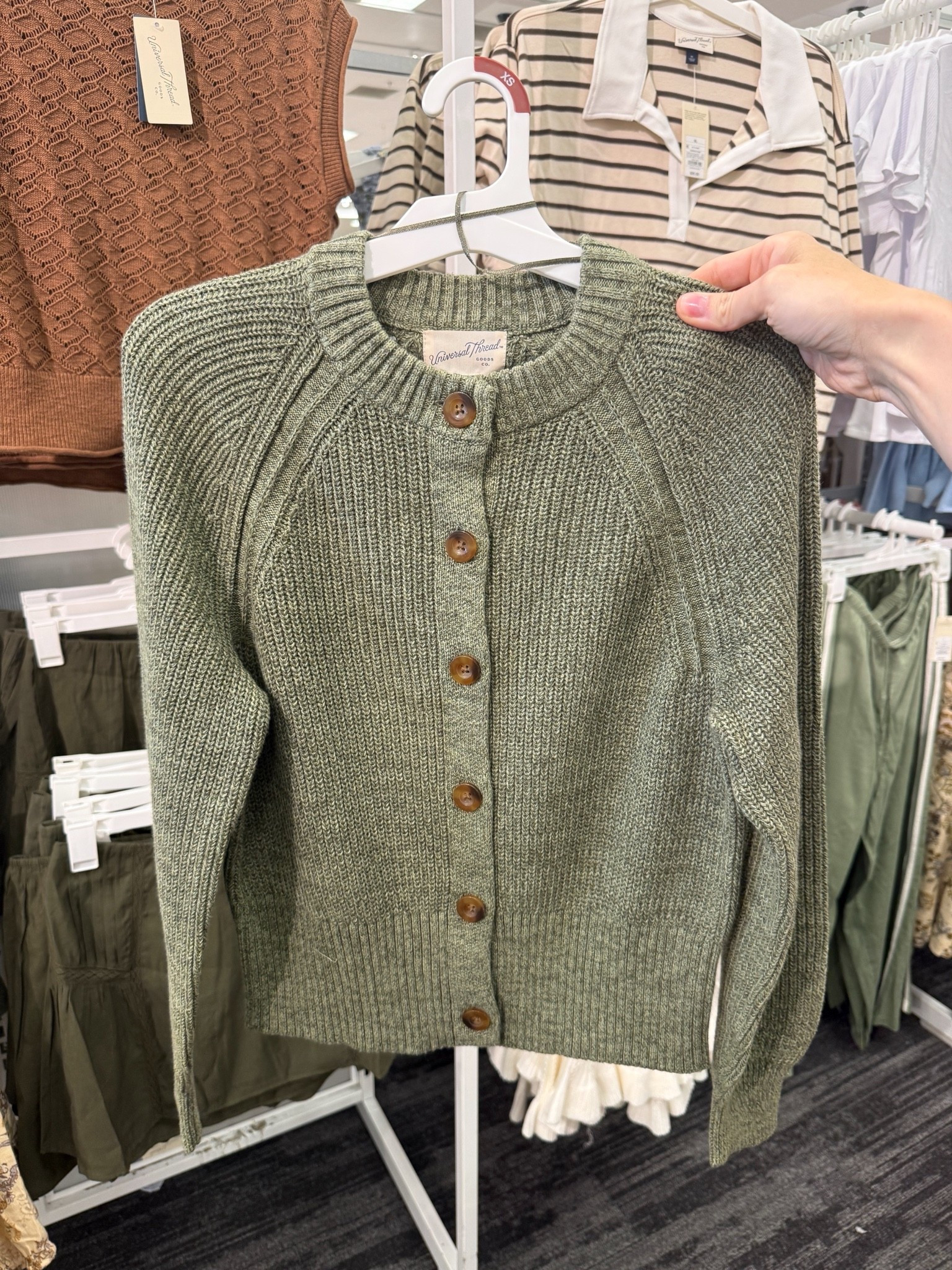 Universal Thread sweater

#LTKSeasonal #LTKootd #LTKdayinmylife