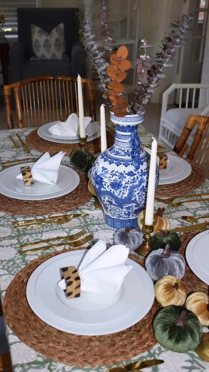 Are you hosting Thanksgiving or Friendsgiving? Try out this super simple tablescape to wow your guests!!!

Is anyone else feeling overwhelmed by the amount of Christmas items being shared? I sure am, but I do have some amazing gift guides coming your way!!


#LTKHoliday #LTKhome #LTKSeasonal