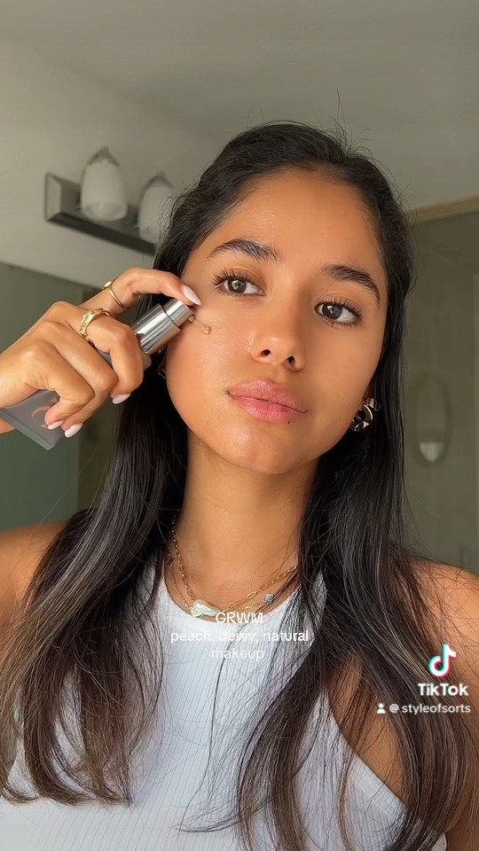 Peachy, dewy natural makeup ✨ #peachymakeplook #naturalmakeup #chicaestheticmakeup #aestheticnaturalmakep