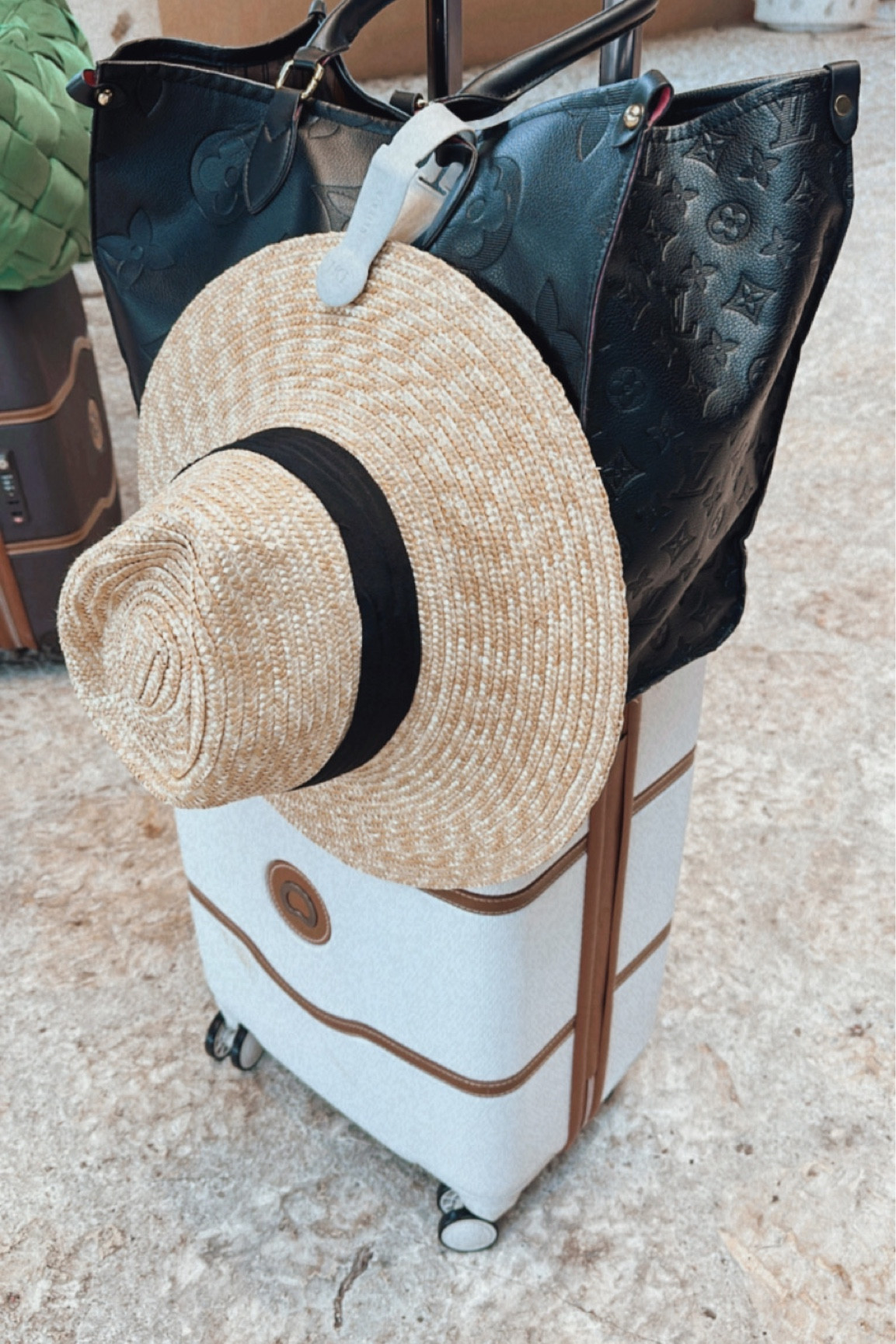 Favorite travel hat clip! 

#LTKitbag #LTKFind #LTKtravel