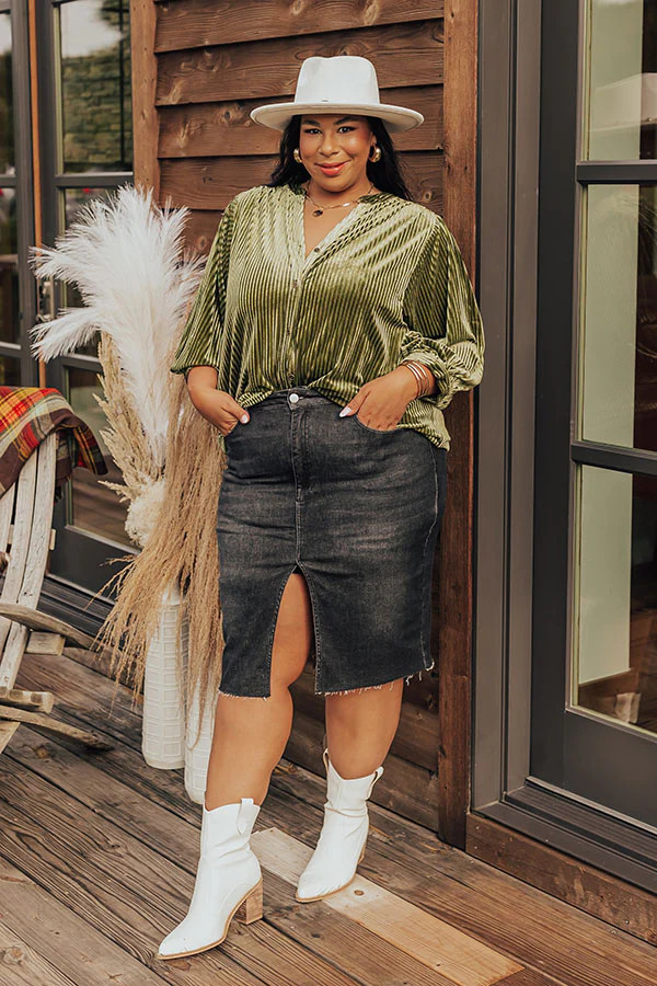 Martini Mixer Velvet Button Up Curves | Impressions Online Boutique