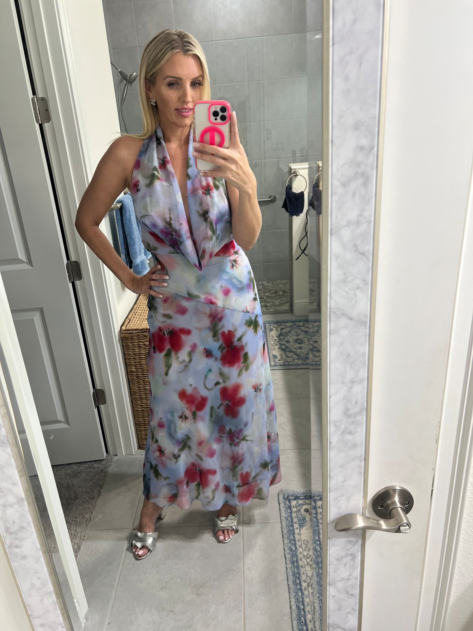 Currently crushing on all the summer vibes ☀️🍓✨ Serving sunshine, style, and a little bit of sass 🌴💛

#LTKOver40 #LTKSummerEdit #LTKStyleTip