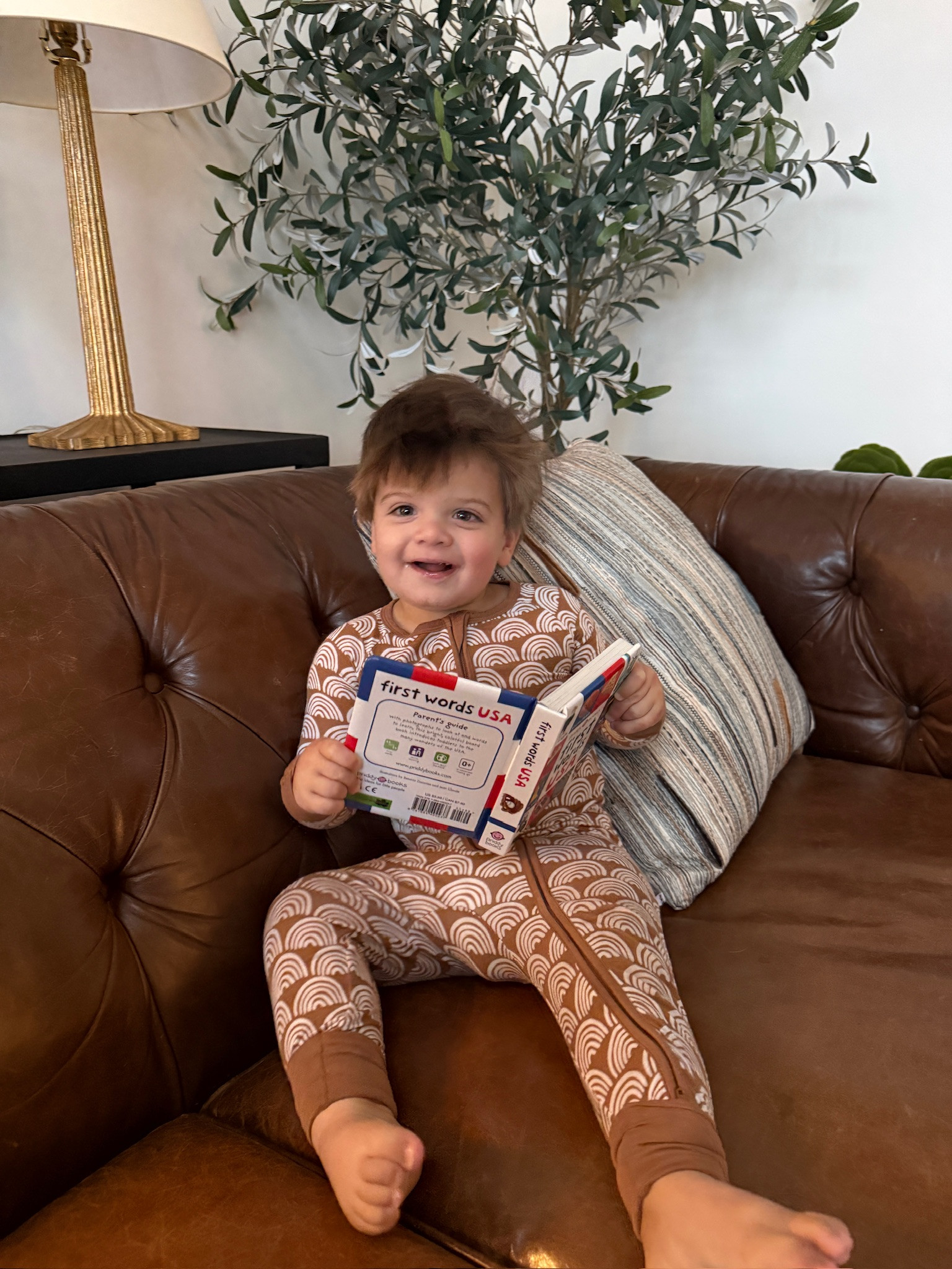 Coopy learning his first words!!

Caden lane, Amazon, first words book, first words learning book, learning skills, reading skills, boy mom, Grace white

#LTKmomlife #LTKKids #LTKBaby