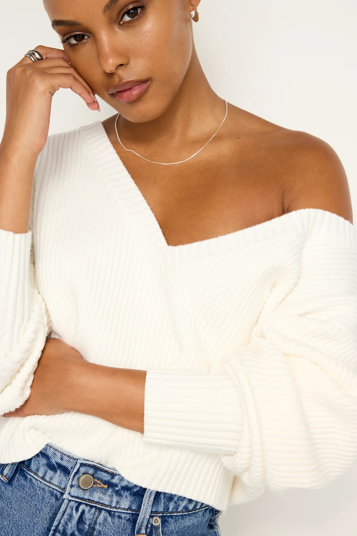 COZY DEEP V SWEATER | IVORY001 - GOOD AMERICAN | Good American