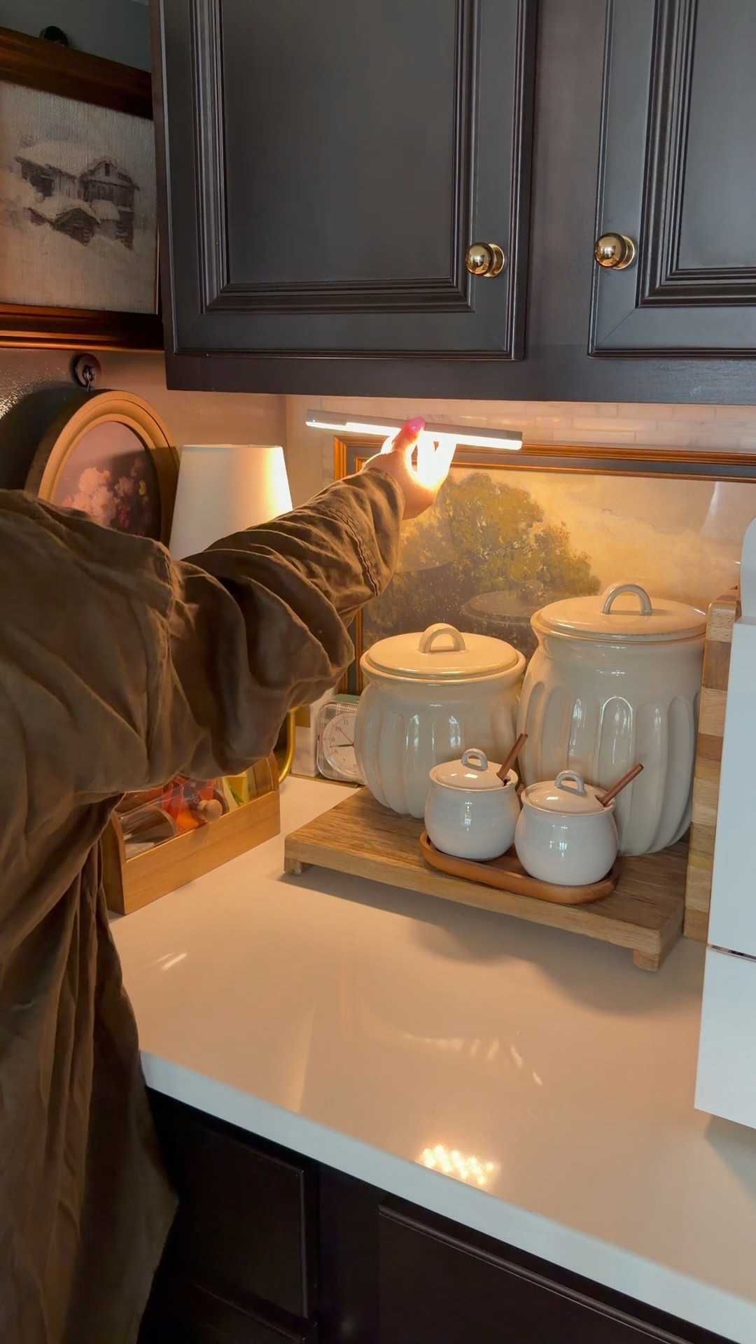 A quick upgrade that makes such a big difference 💫 These motion-sensor lights add the warmest, coziest glow to your kitchen, counter space, or hallway with zero wiring needed!

#KitchenUpgrade #CozyHome #UnderCabinetLighting #SmartHome #HomeFinds

#LTKHome