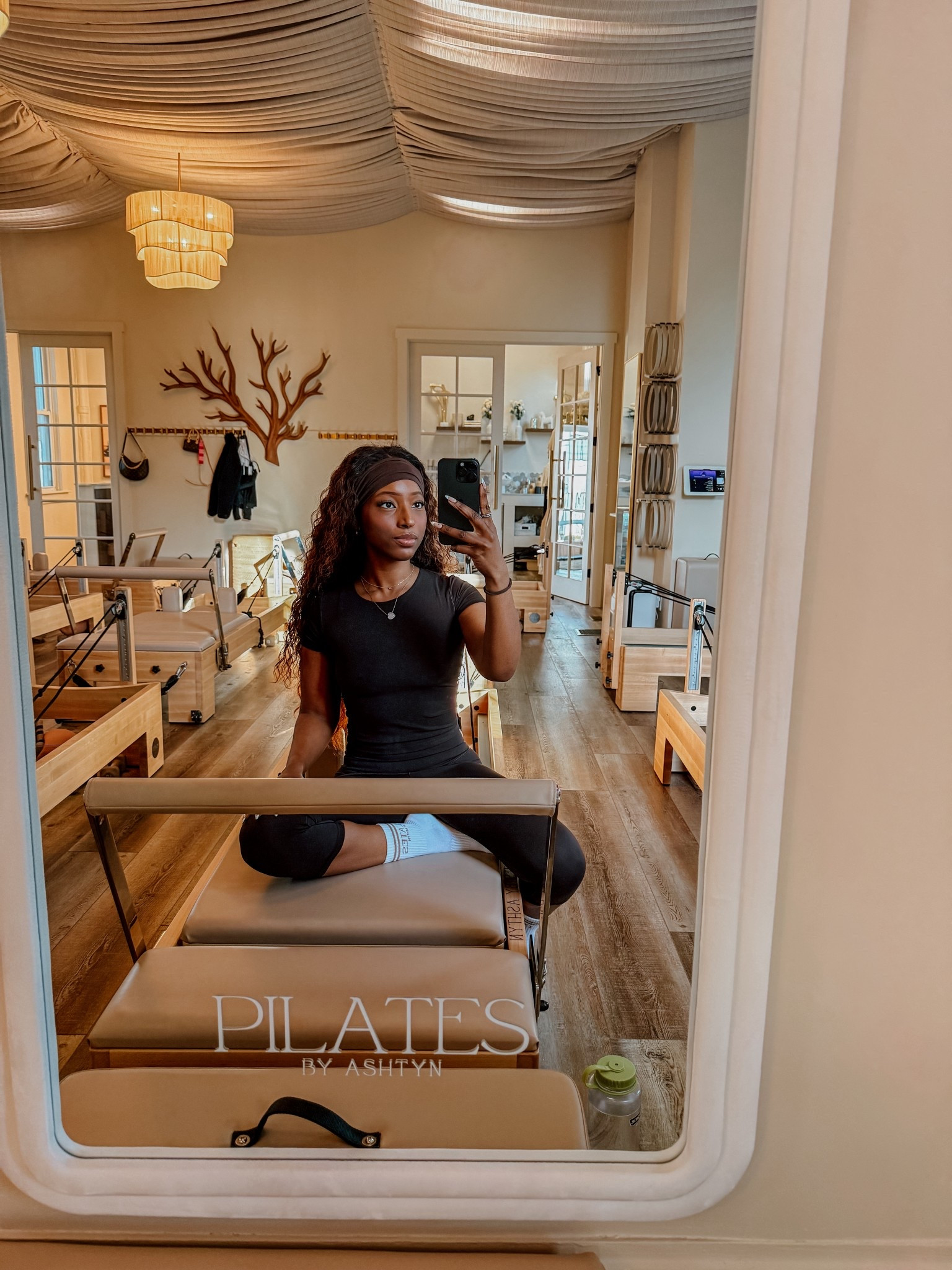 Pilates ootd 🤎✨

#LTKmorningroutine #LTKfitnessgoals #LTKActive
