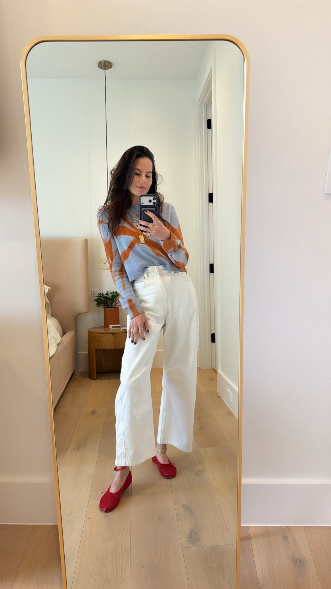 Casual winter in Miami outfit! Linking some looks for less too!


Women’s fashion, winter fashion, winter style, winter outfits, winter outfit inspo, winter ootd, holiday fashion, holiday style, holiday outfits, Miami fashion, winter in Miami, casual outfit, sweater, wide leg jeans, ballet flats 







#LTKHoliday #LTKOver40 #LTKootd