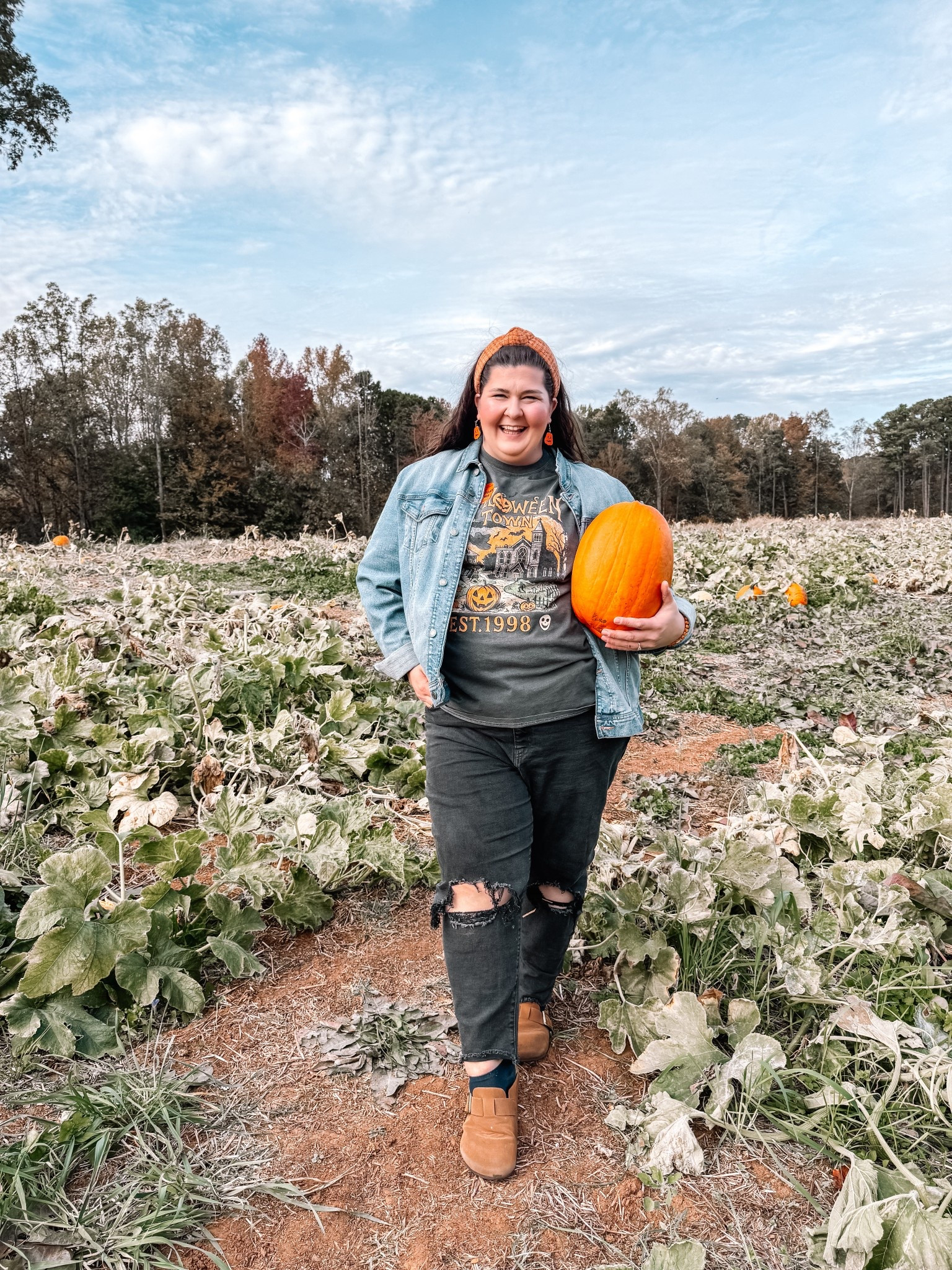 The cutest pumpkin patch outfit that’s comfortable and practical! 

#LTKSeasonal #LTKPlusSize #LTKHalloween