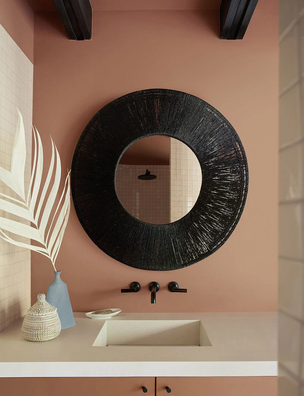 Carlotta Round Mirror | Lulu and Georgia 