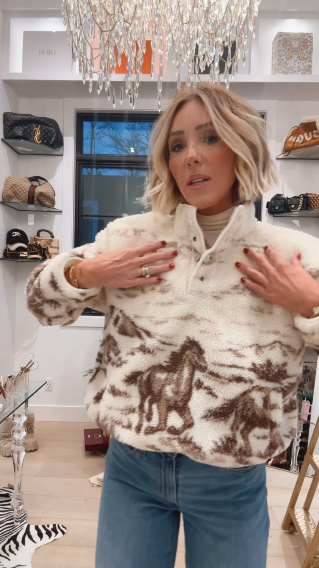 The timelessness of @levis. Classic denim meets cozy fleeces you’ll reach for year after year ✨👖Up to 40% sitewide happening now! #levispartner 