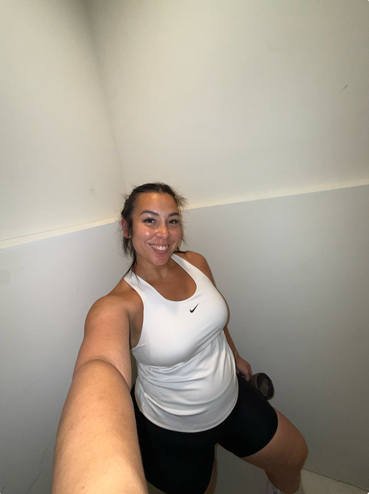 Midsize running outfit size large top and bottom

#LTKSeasonal #LTKMidsize