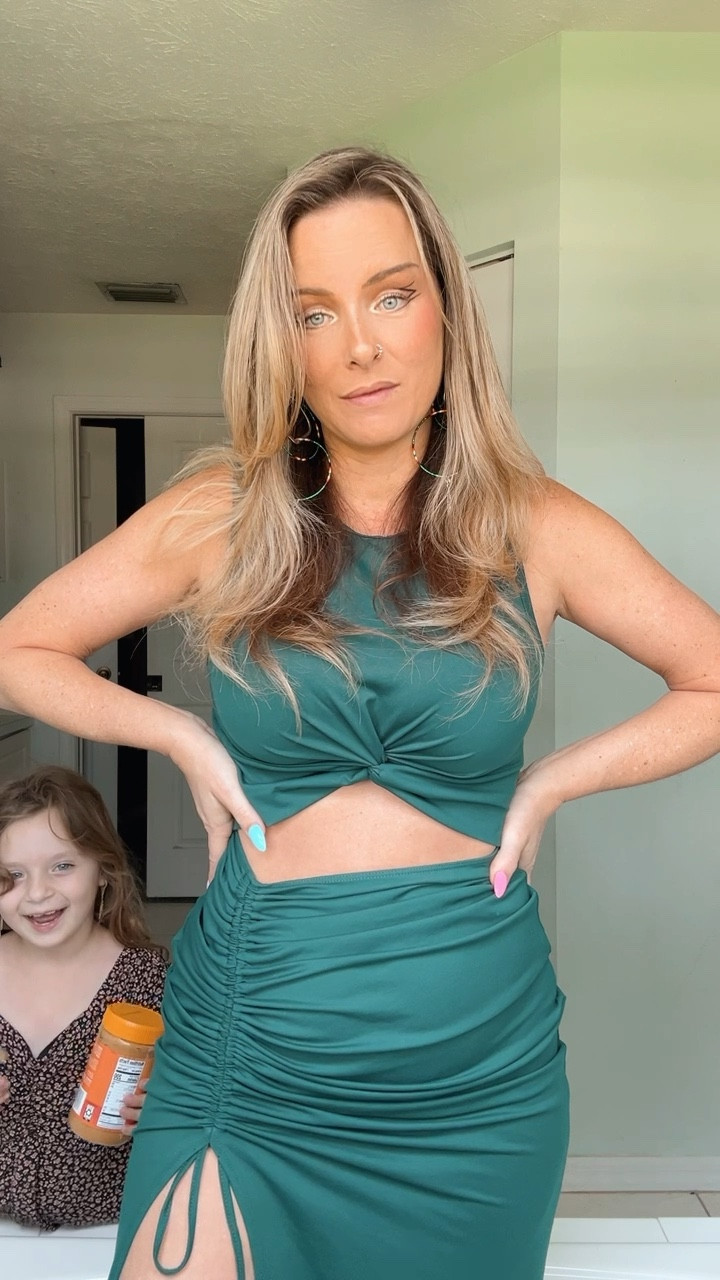 Love this dress!! 💚💚 #dress #summerdress #momstyle #summerstyle 

#LTKSeasonal #LTKVideo #LTKstyletip