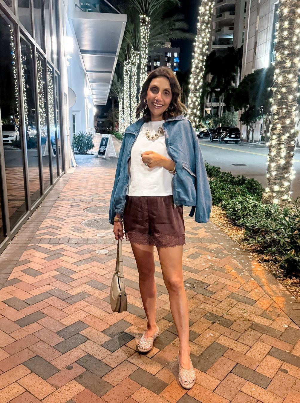 Vacation outfit
Old navy jacket looks and feels more expensive than it is 

#LTKTravel #LTKootd #LTKgrwm