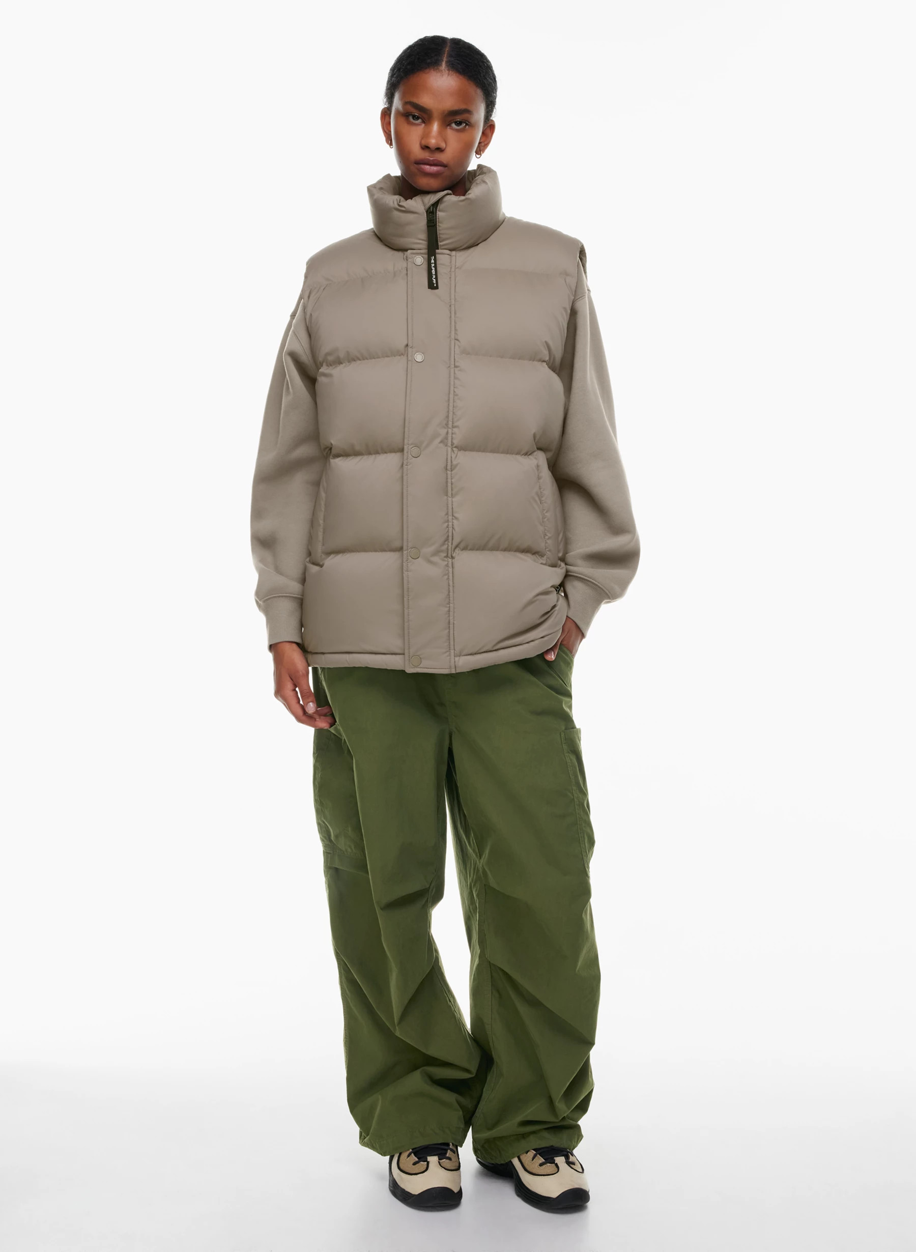 THE SUPERSIZE PUFF™ VEST | Aritzia