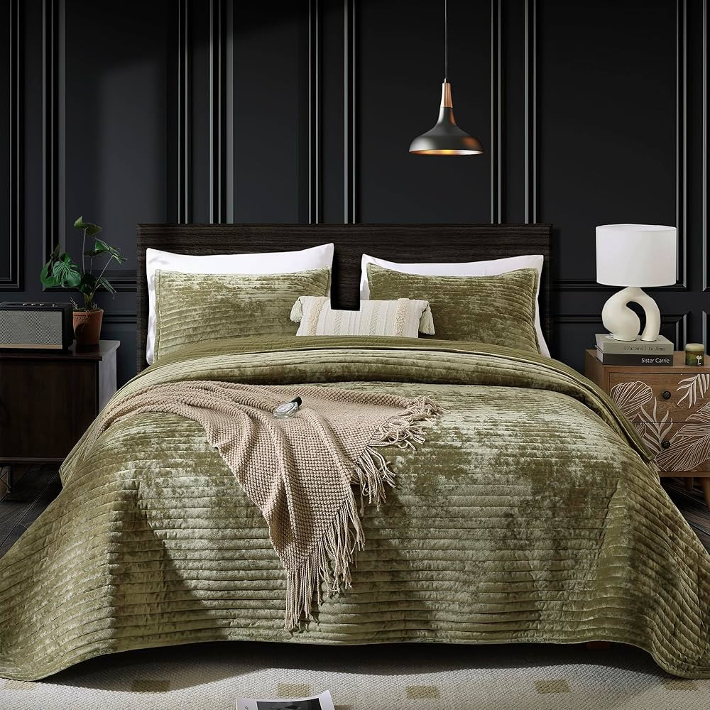weigelia Velvet Quilts King Size Luxurious Soft Coverlet Striped Bedding Set OliveGreen Quilt Set... | Amazon (US)
