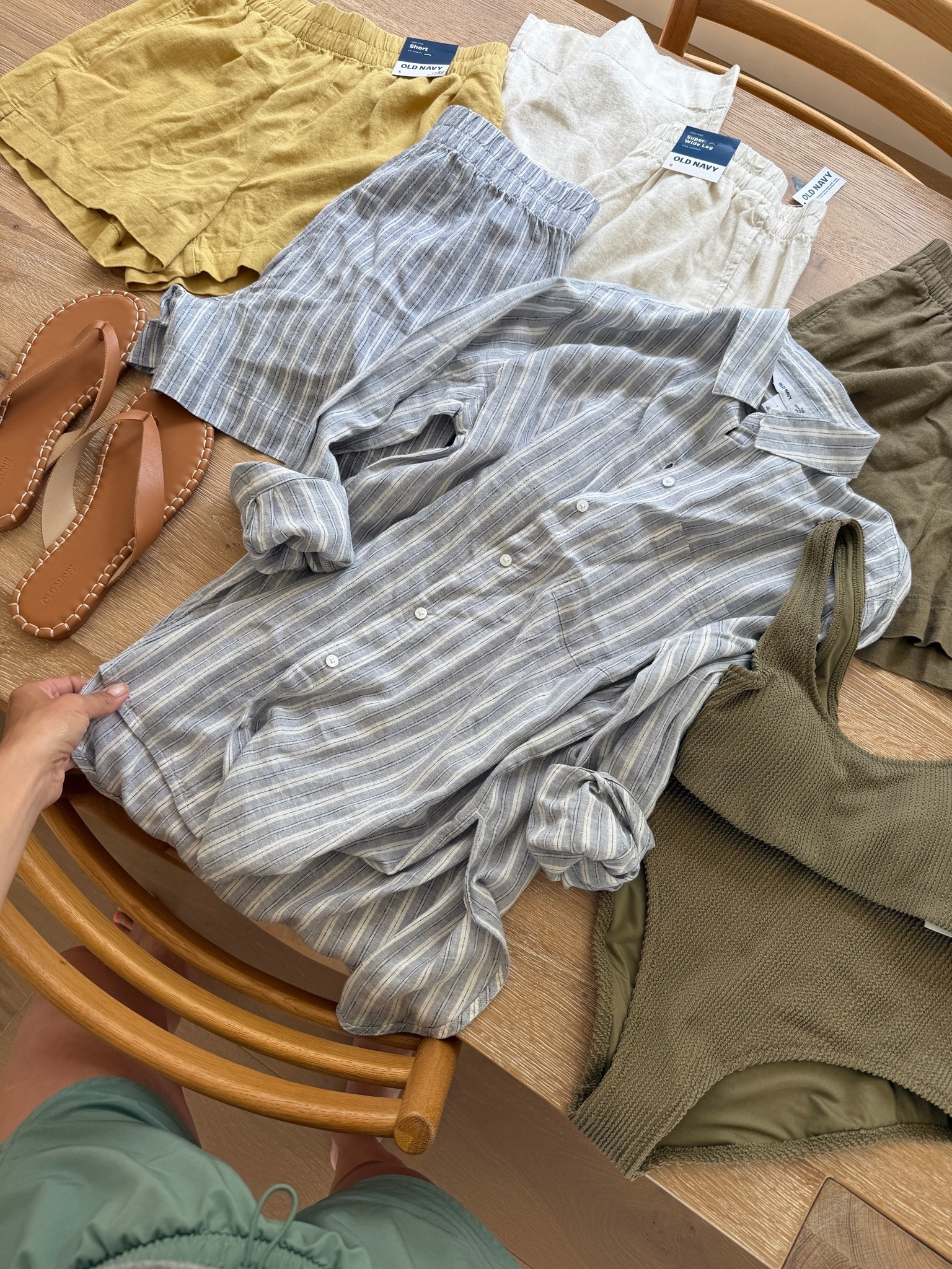 Here is what I grabbed at Old Navy on super sale!!