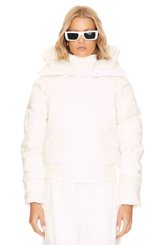 Paradigm Chilliwack Bomber
                    
                    Canada Goose | Revolve Clothing (Global)