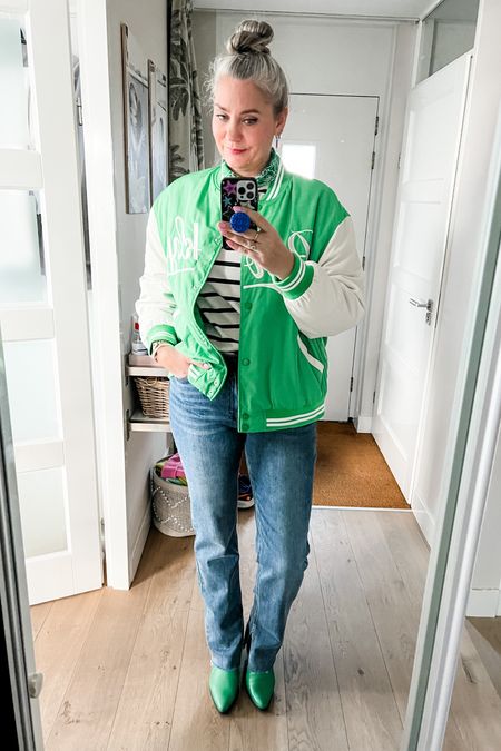 Ootd - Wednesday. Oversized green varsity jacket (old, Primark), striped top, straight stretch jeans (Tess V) and green western boots (old, Sacha). 



#LTKeurope #LTKover40 #LTKstyletip