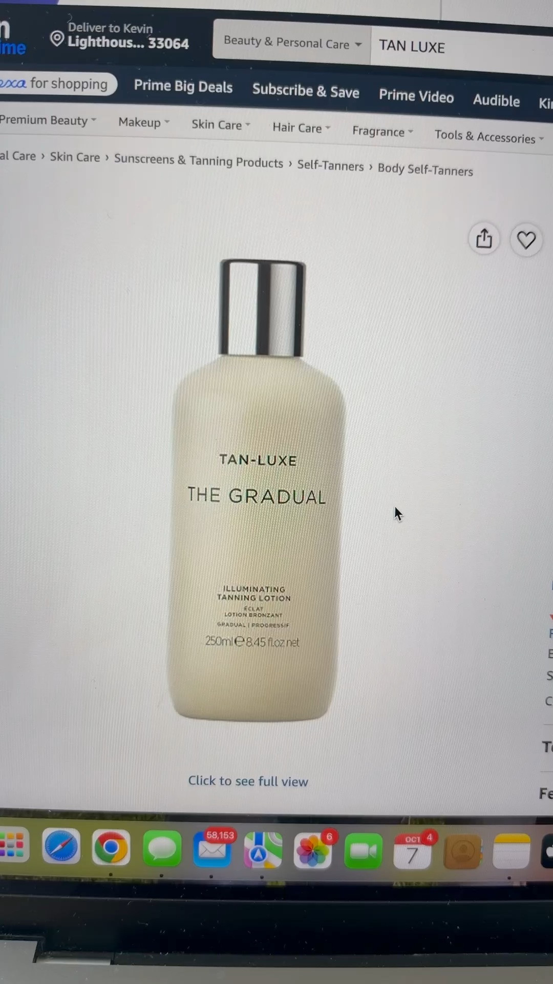 Best non-smelly, non-greasy, illuminating golden tan lotion that is super easy to use!!!!!