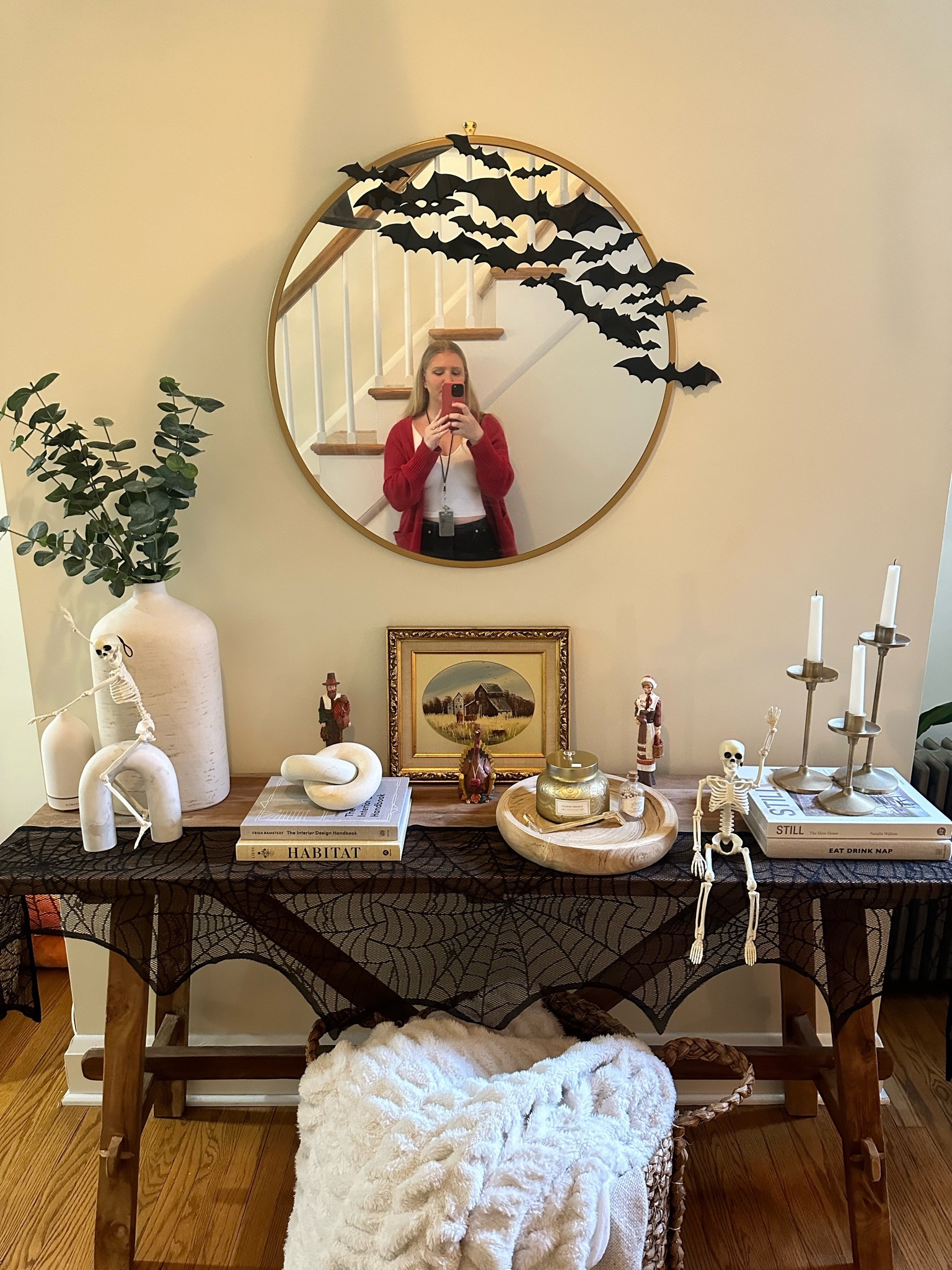 halloween entryway styling 💀👻🎃

#LTKsalealert #LTKhome #LTKSeasonal