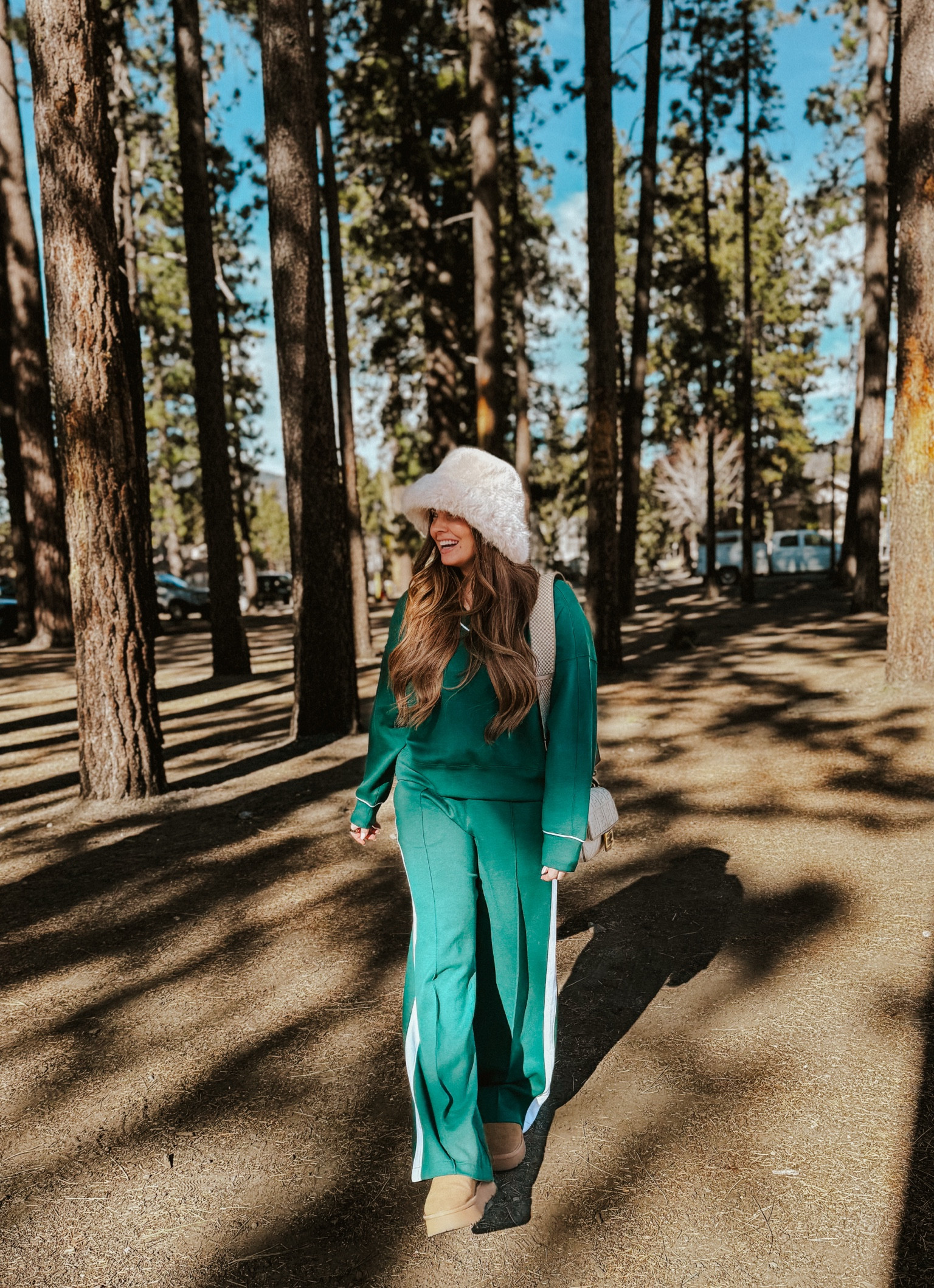 The retro style of this lounge outfit is so cute! The material is super soft & high quality too!! Wearing a size medium!

Mountain outfit, cabin, lounge set, causal outfit, winter outfit 

#LTKTravel #LTKSeasonal