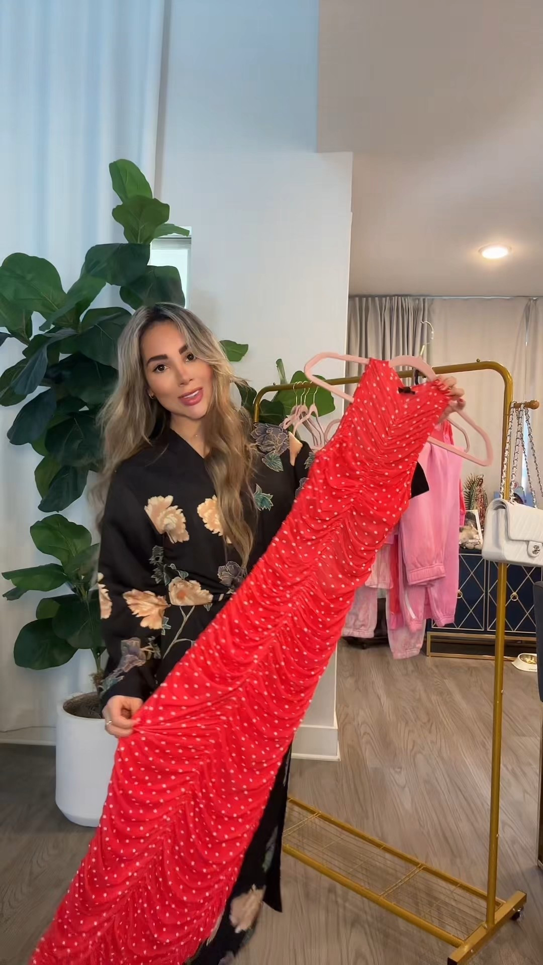 Obsessed with this polka dot dress, perfect for Valentine’s Day 

#LTKgrwm #LTKootd #LTKValentine