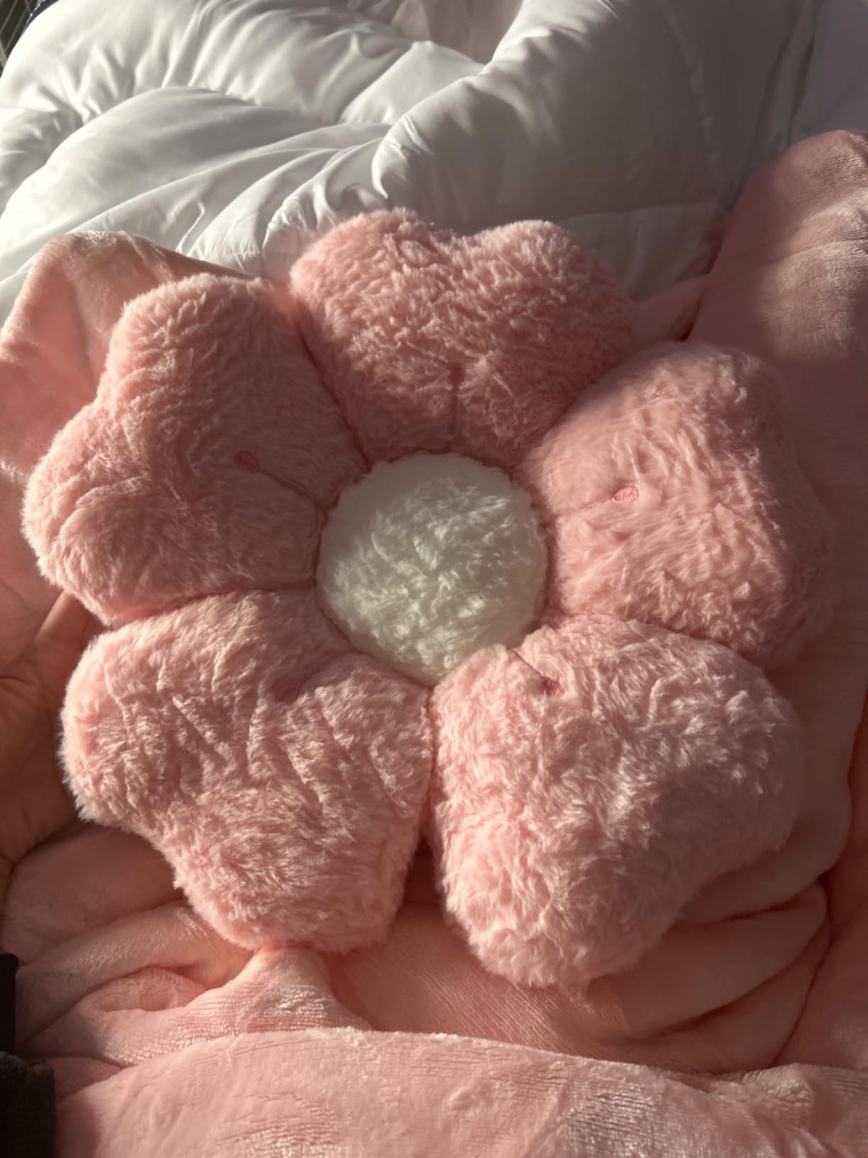 Flower Pillow, Flower Shaped Pillow Decorative Throw Pillows for Bed Couch, Cute Daisy Pillow Dor... | Amazon (US)